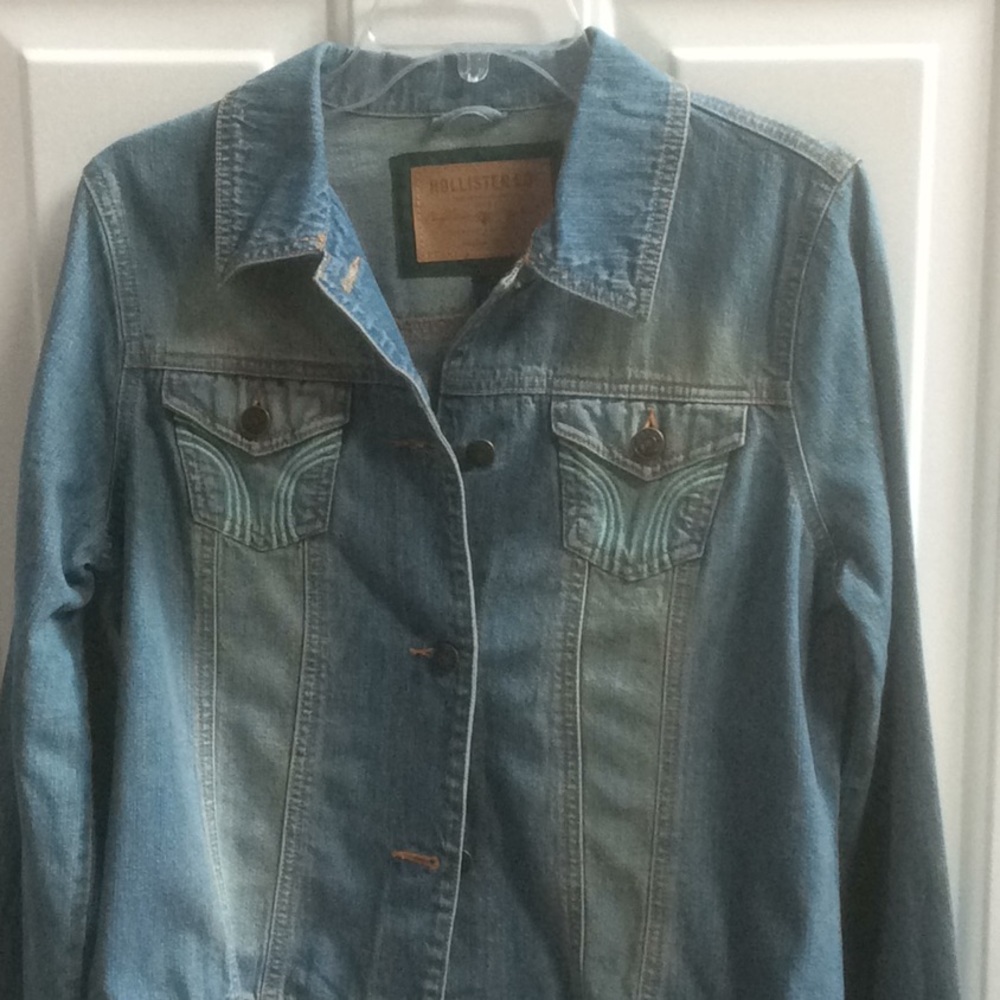 💕 Hollister Blue denim jacket Sz L